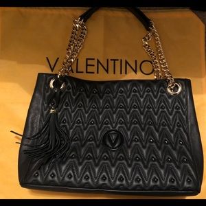 🎉SALE🎉Authentic NWT Valentino quilted studded👜